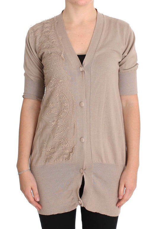 Long sleeve cardigan with a V neckline