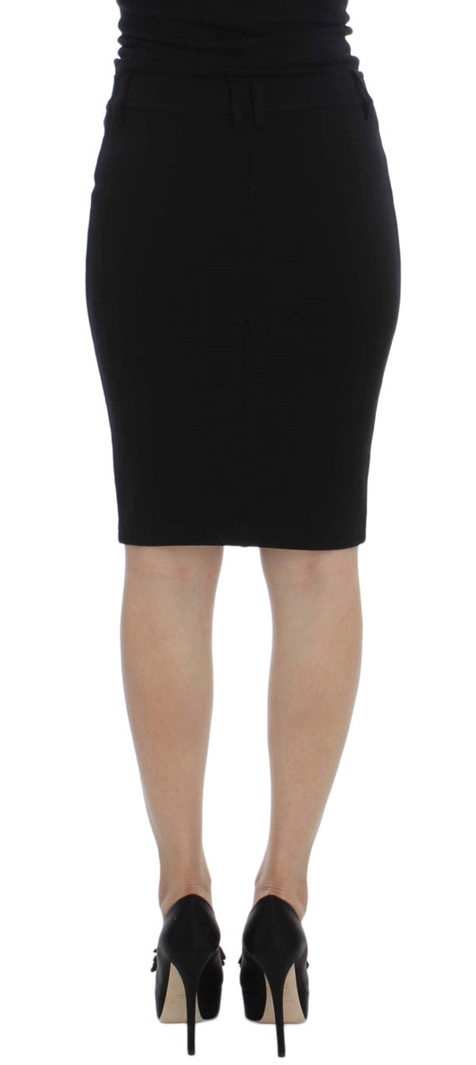 Black pencil skirt on a mannequin