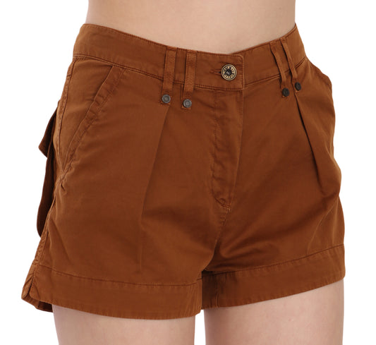 Brown shorts with two pockets on front