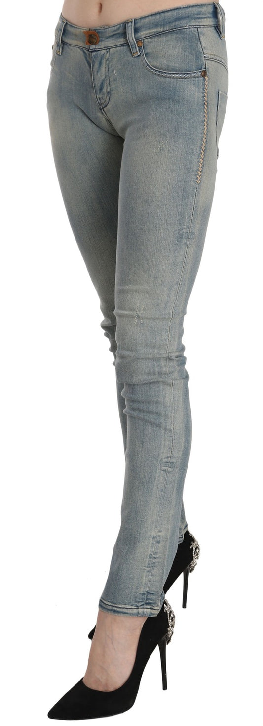 Woman wearing blue jeans