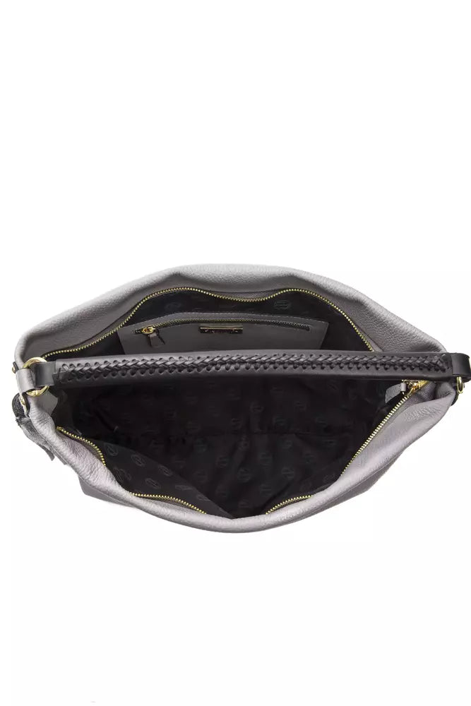 Zippered pouch with a handle