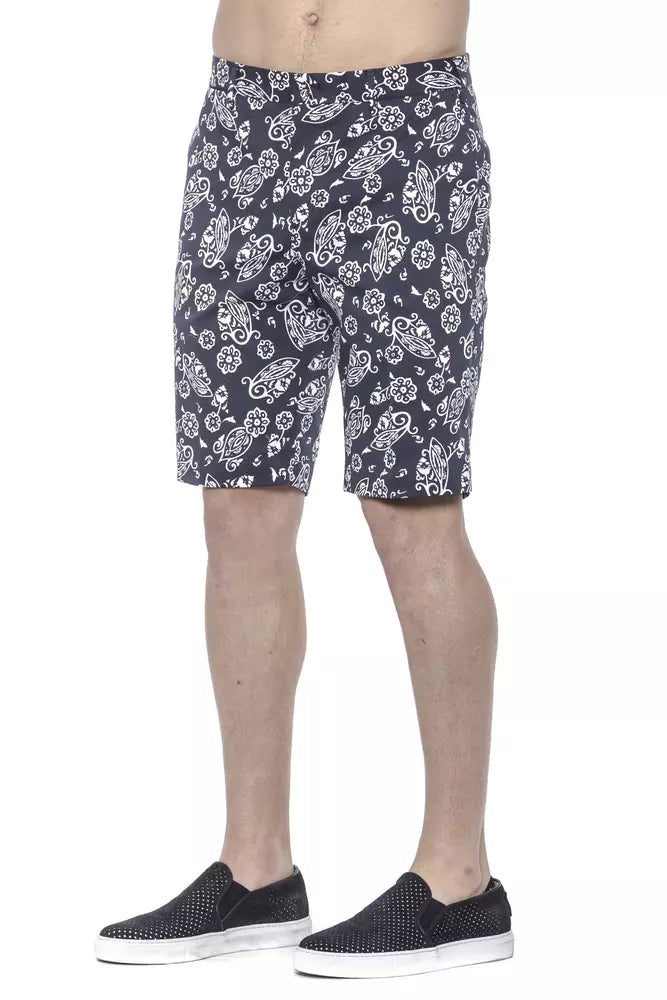 Men's shorts with skull pattern