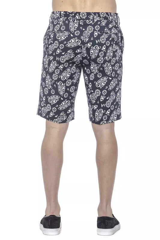 Men's shorts with skull pattern