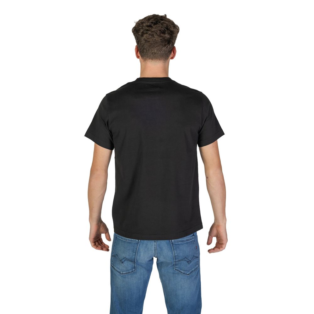 A black cotton t-shirt with short sleeves
