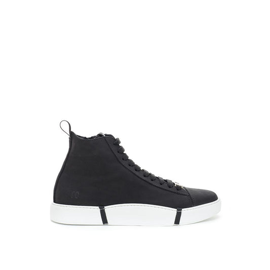 Black sneaker with white sole and laces