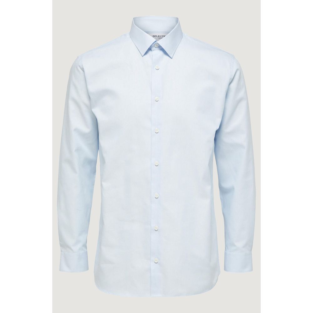 A light blue dress shirt with long sleeves and a collar, displayed on a mannequin