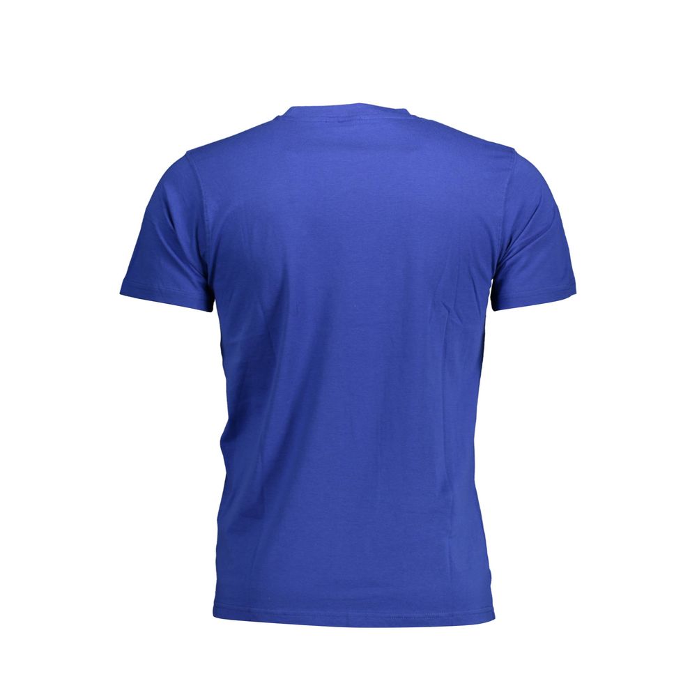 Blue t-shirt on a mannequin