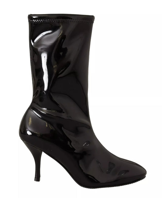 Black knee high boot with heel
