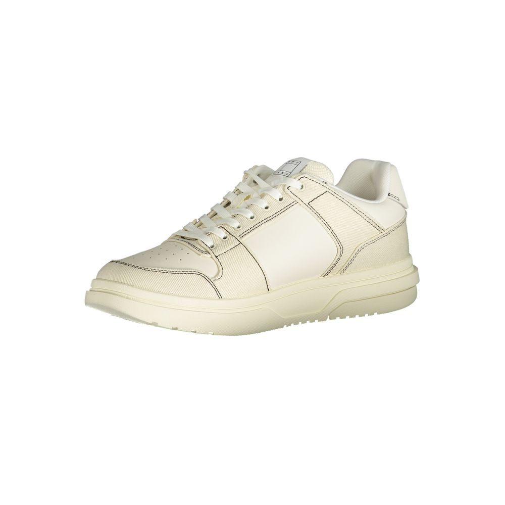 White sneaker with white laces and a white sole