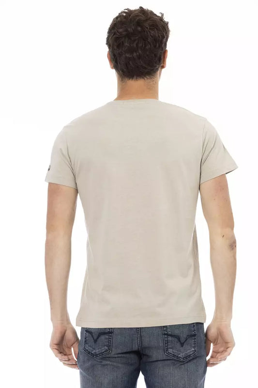 Man wearing a light brown t-shirt