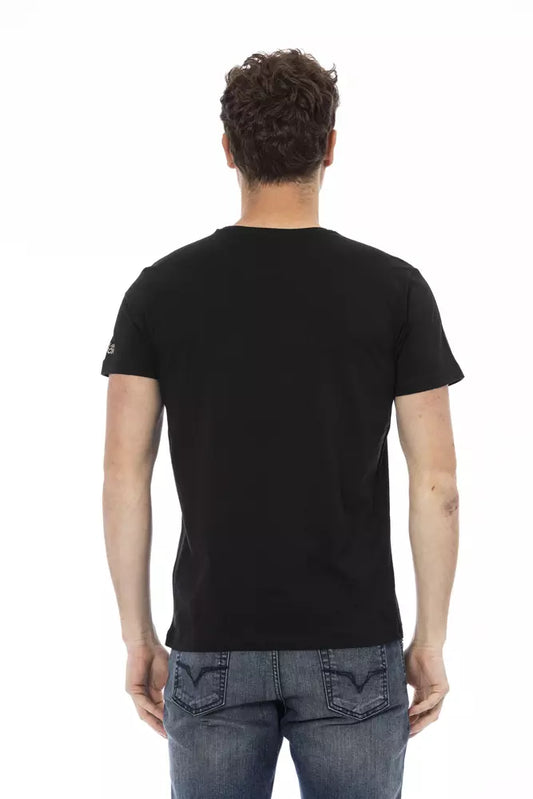 Black t-shirt on mannequin