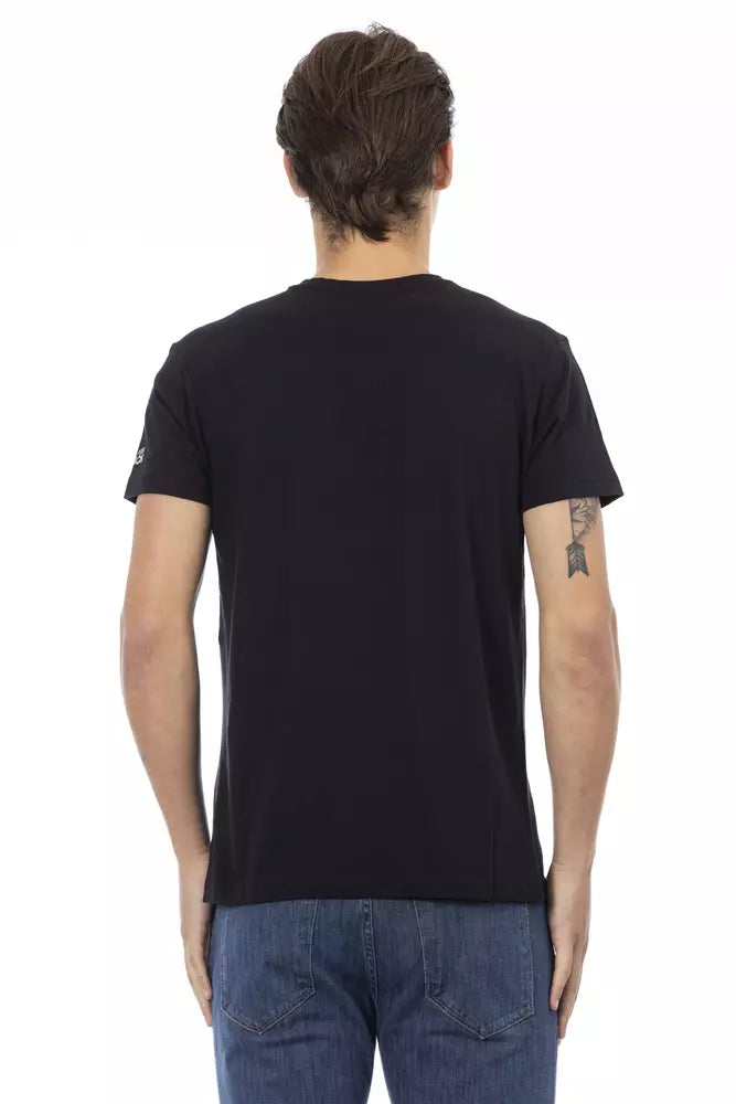 Black t-shirt on a mannequin