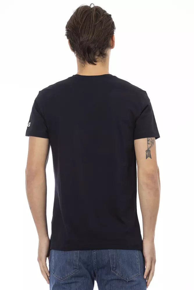 Black t-shirt on mannequin