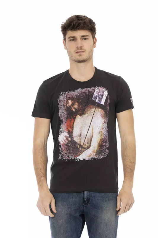 Man wearing black t-shirt with graphic print