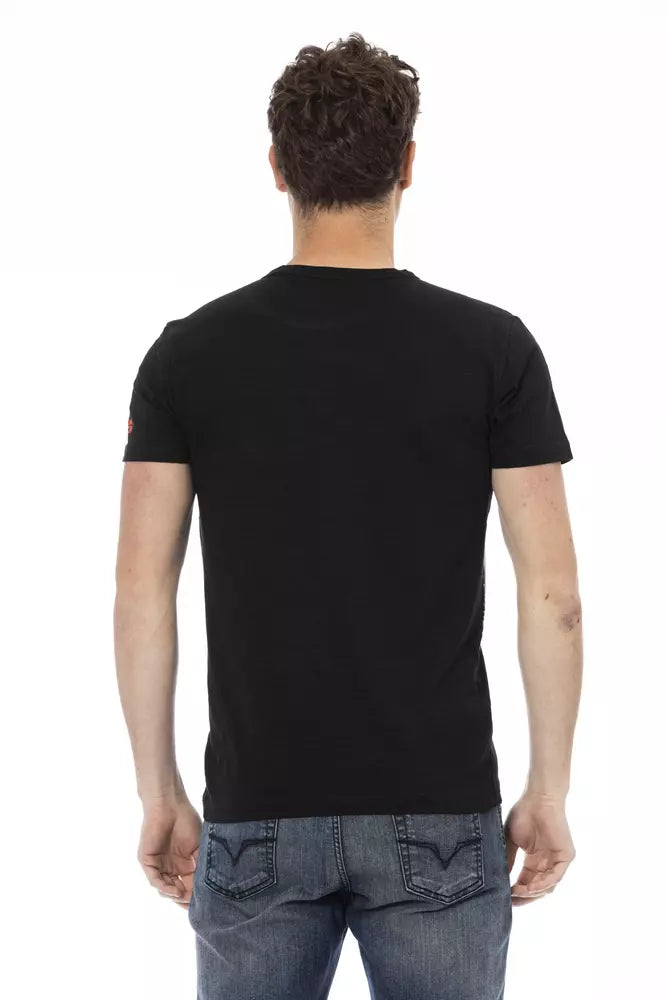 Black t-shirt on a mannequin