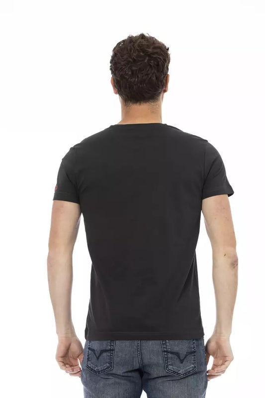 Black t-shirt on a mannequin