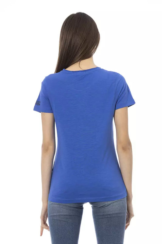 Blue short sleeve t-shirt on a woman's back