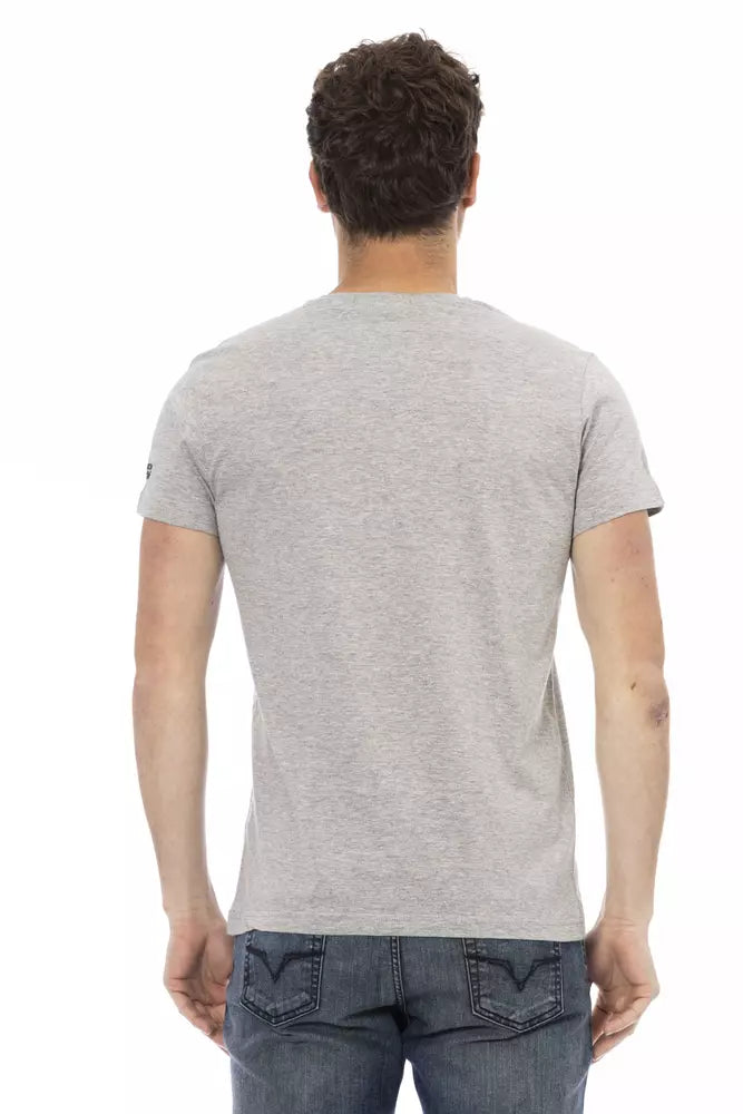 Man wearing gray t-shirt