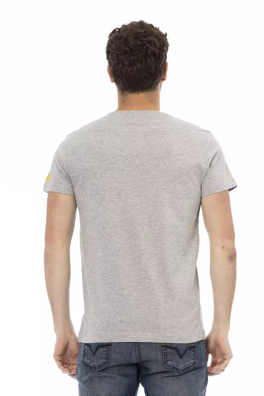 Man wearing gray t-shirt