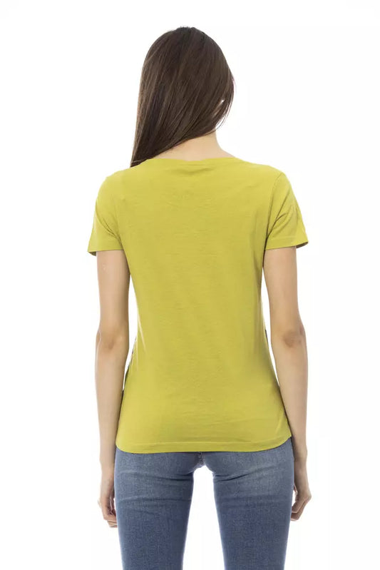 Yellow short sleeve shirt on a woman's back