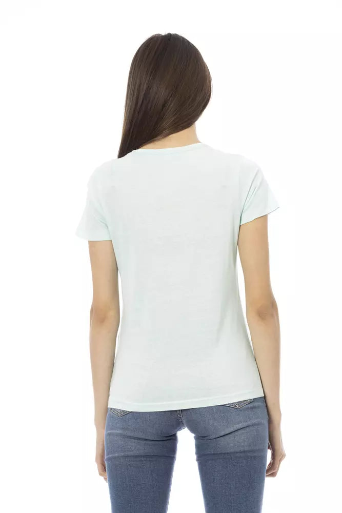 Woman wearing light blue t-shirt and jeans