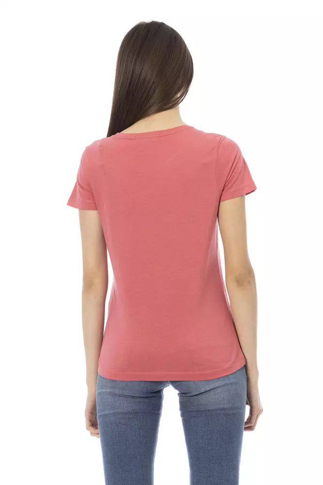 Woman wearing red t-shirt