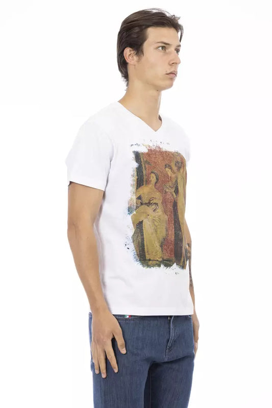 Man wearing white t-shirt with artwork on front