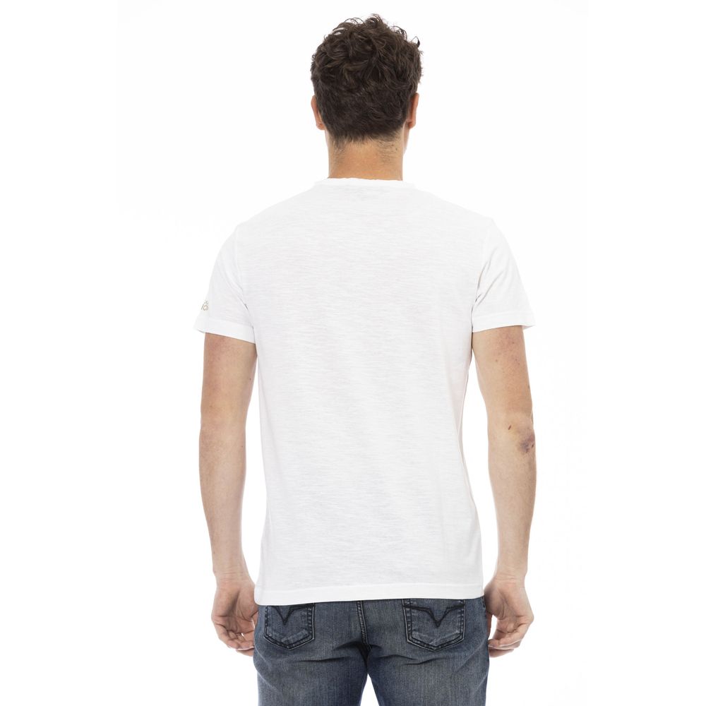 Man wearing white t-shirt and blue jeans