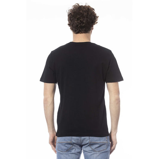 Black t-shirt on mannequin