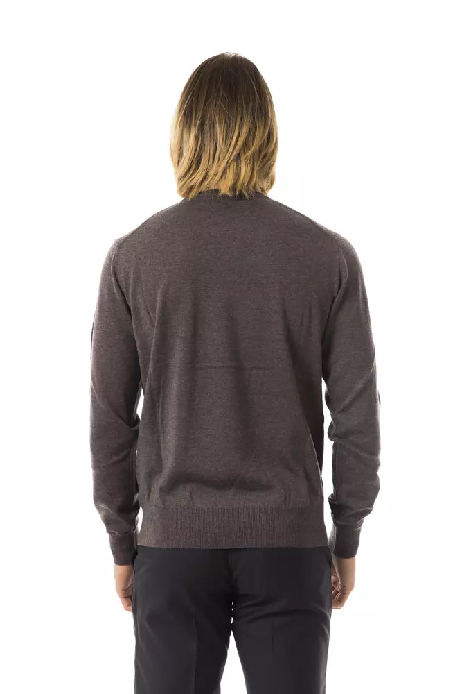 Long sleeve sweater on a mannequin