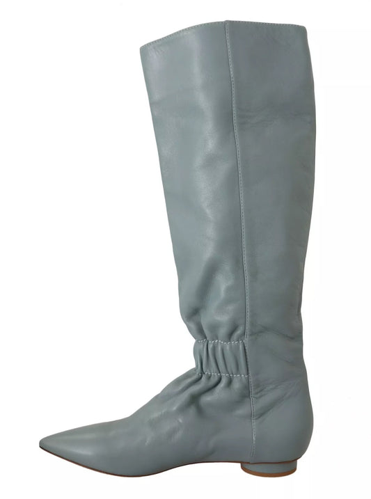 Grey leather boot with pointed toe