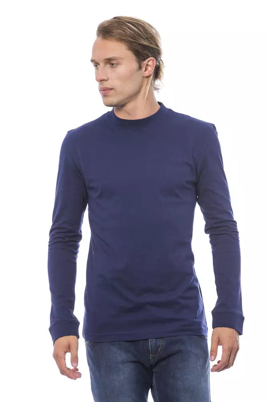 Man wearing long sleeve shirt