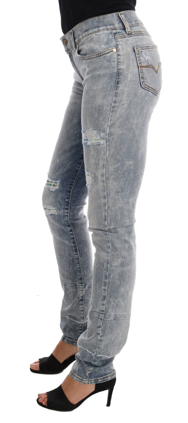 Woman wearing blue jeans