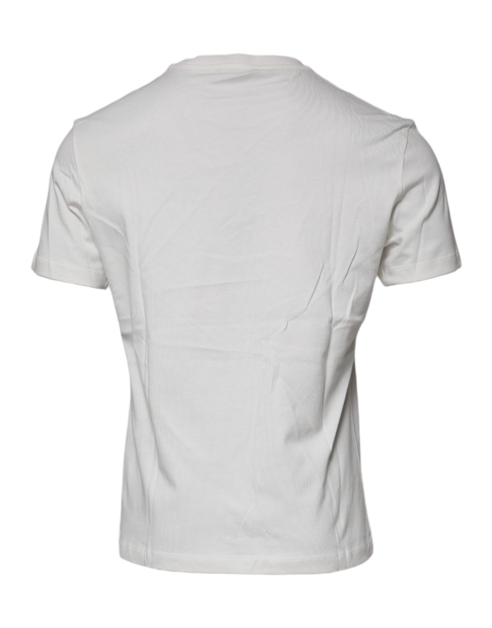 White short sleeved shirt on a mannequin