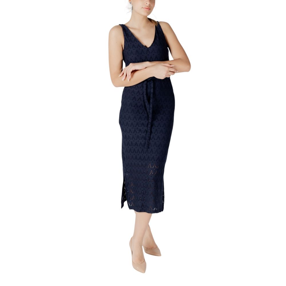 A blue midi dress with a round neckline, made of recycled polyester fabric